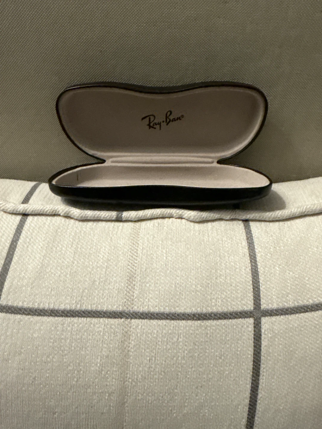 Ray-Ban Hard Shell Eyeglass Case - photo 3