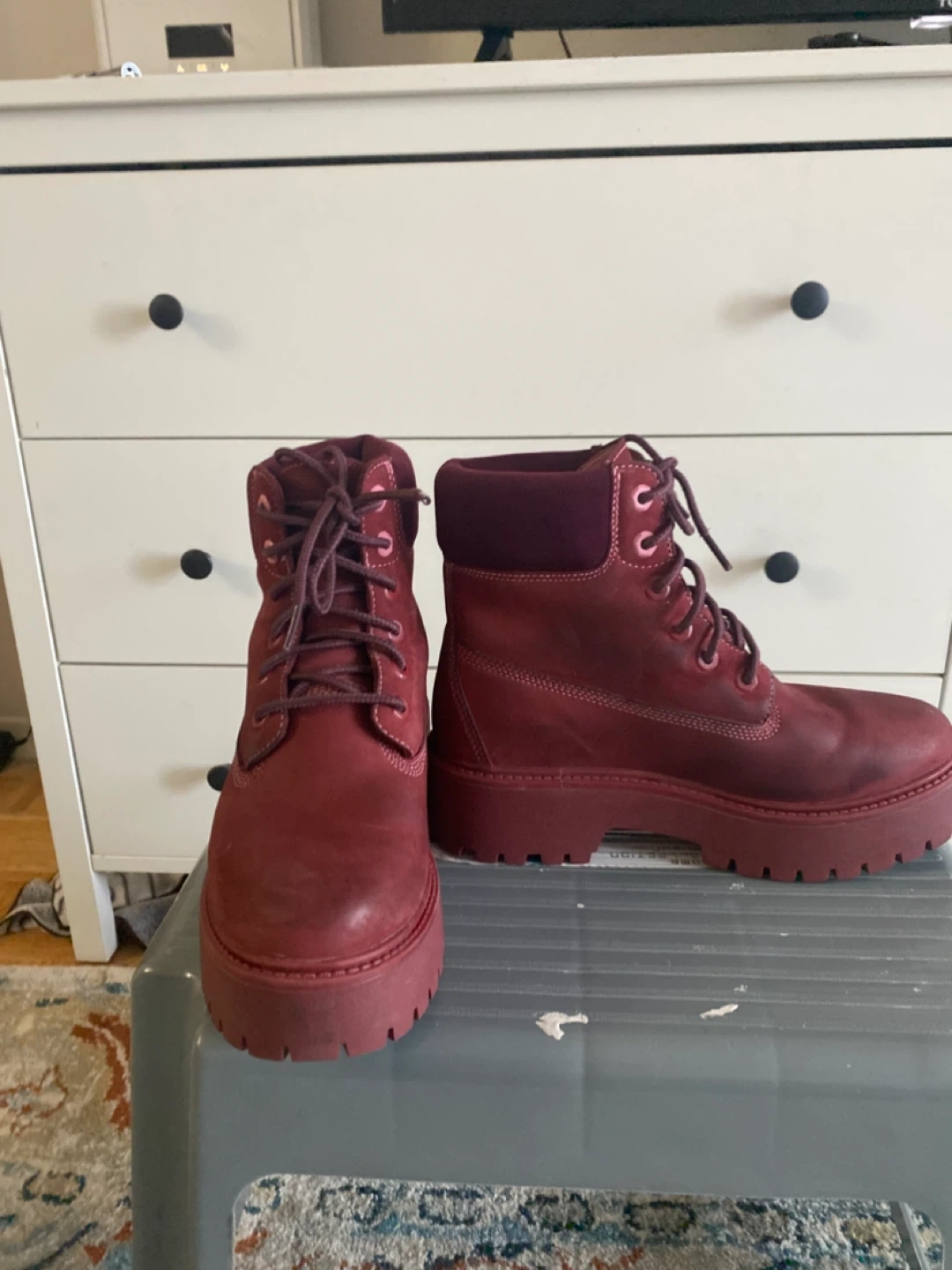 Timberland Red Lace Up Platform Boots - photo 2