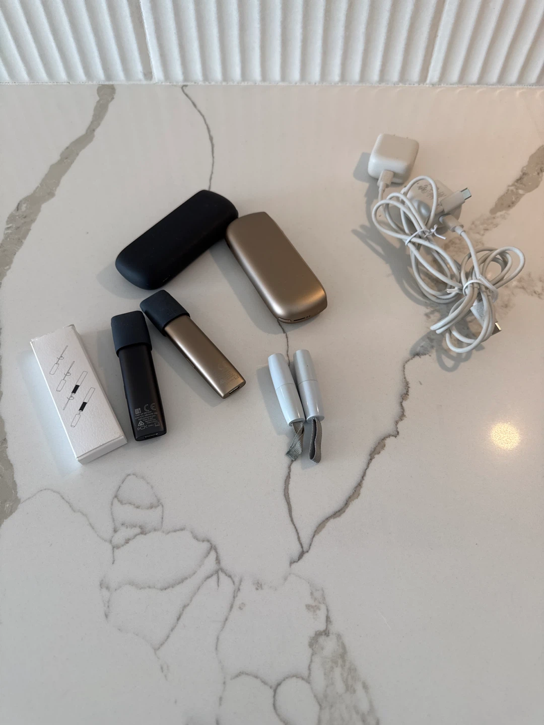 IQOS 3 Duo Kit - Gold & Black