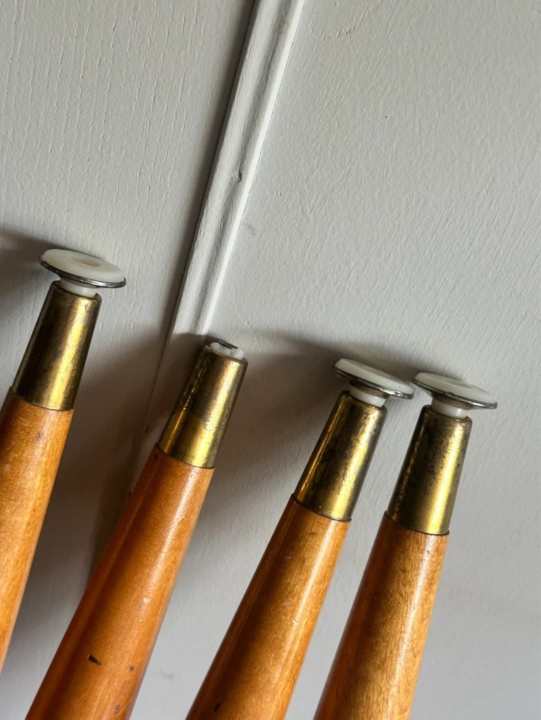 Set of 4 mid century natural finish Tapered Legs 13.75” l - photo 2