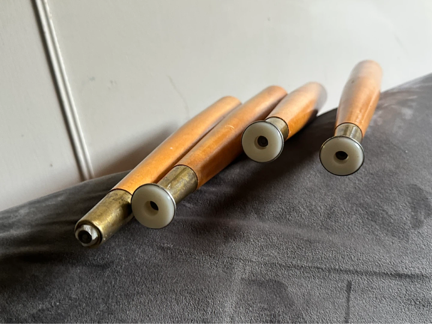 Set of 4 mid century natural finish Tapered Legs 13.75” l - photo 4