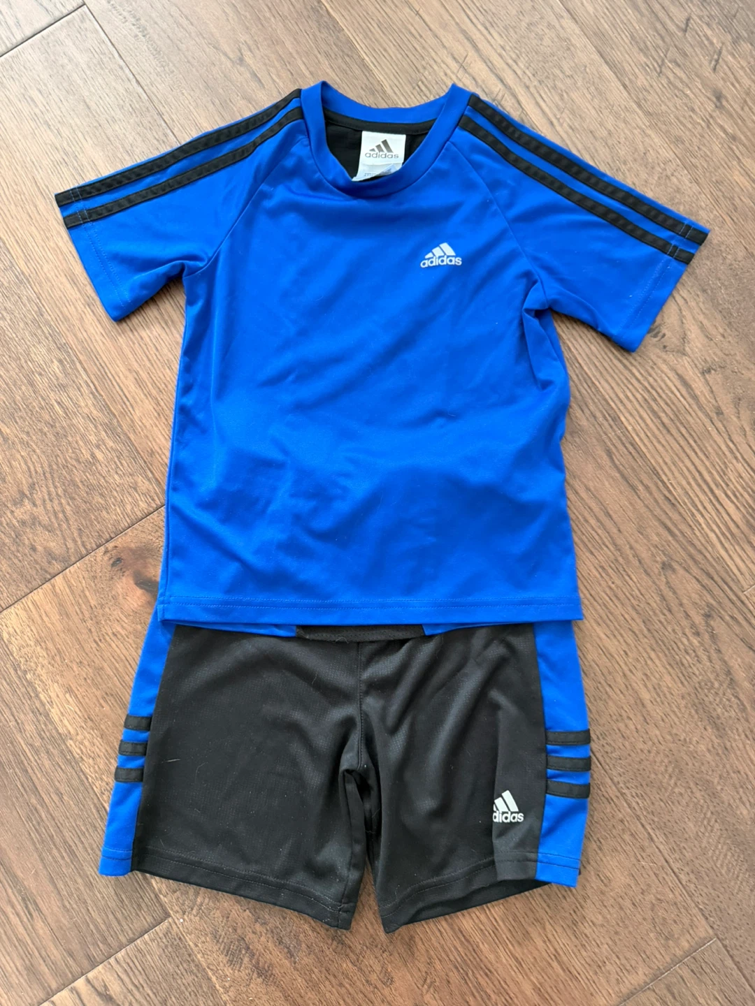 $5 for both sets!! Adidas & Greece Soccer Jersey and Shorts Set - photo 2