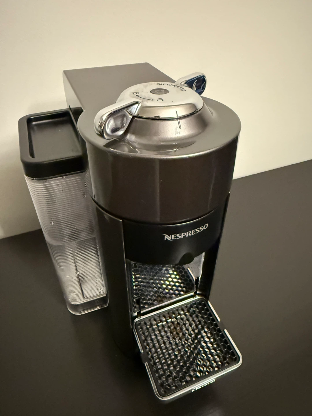 Nespresso Coffee Machine - photo 2