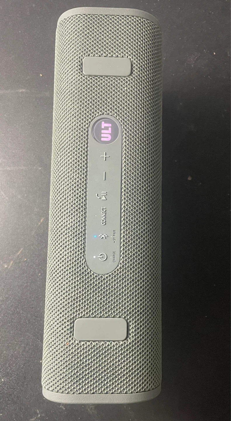 Sony ULT Field Wireless Portable Speaker - photo 2