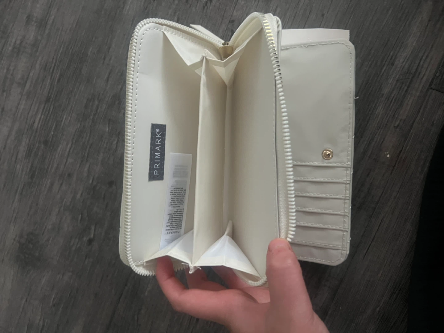 Primark White Quilted Zip Around Wallet - photo 3