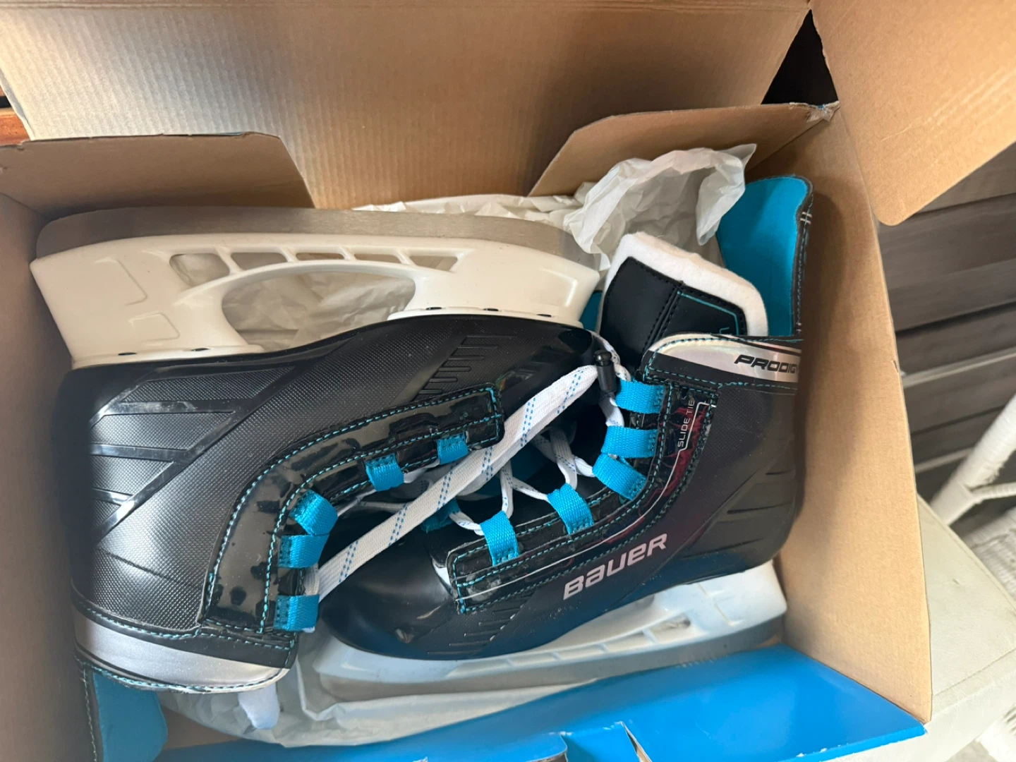 Bauer Prodigy Hockey Skates