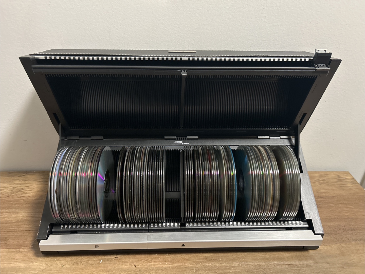 Discgear CD Storage Case with 100+ CDs - photo 2