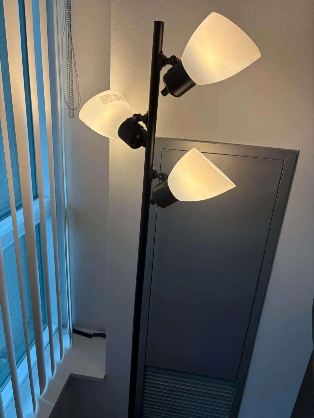 Black 3-Head Floor Lamp