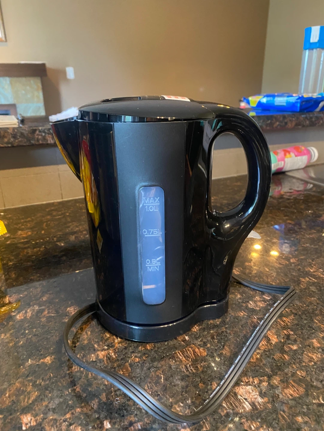 Comfee Rice Cooker and Black Electric Kettle - photo 3