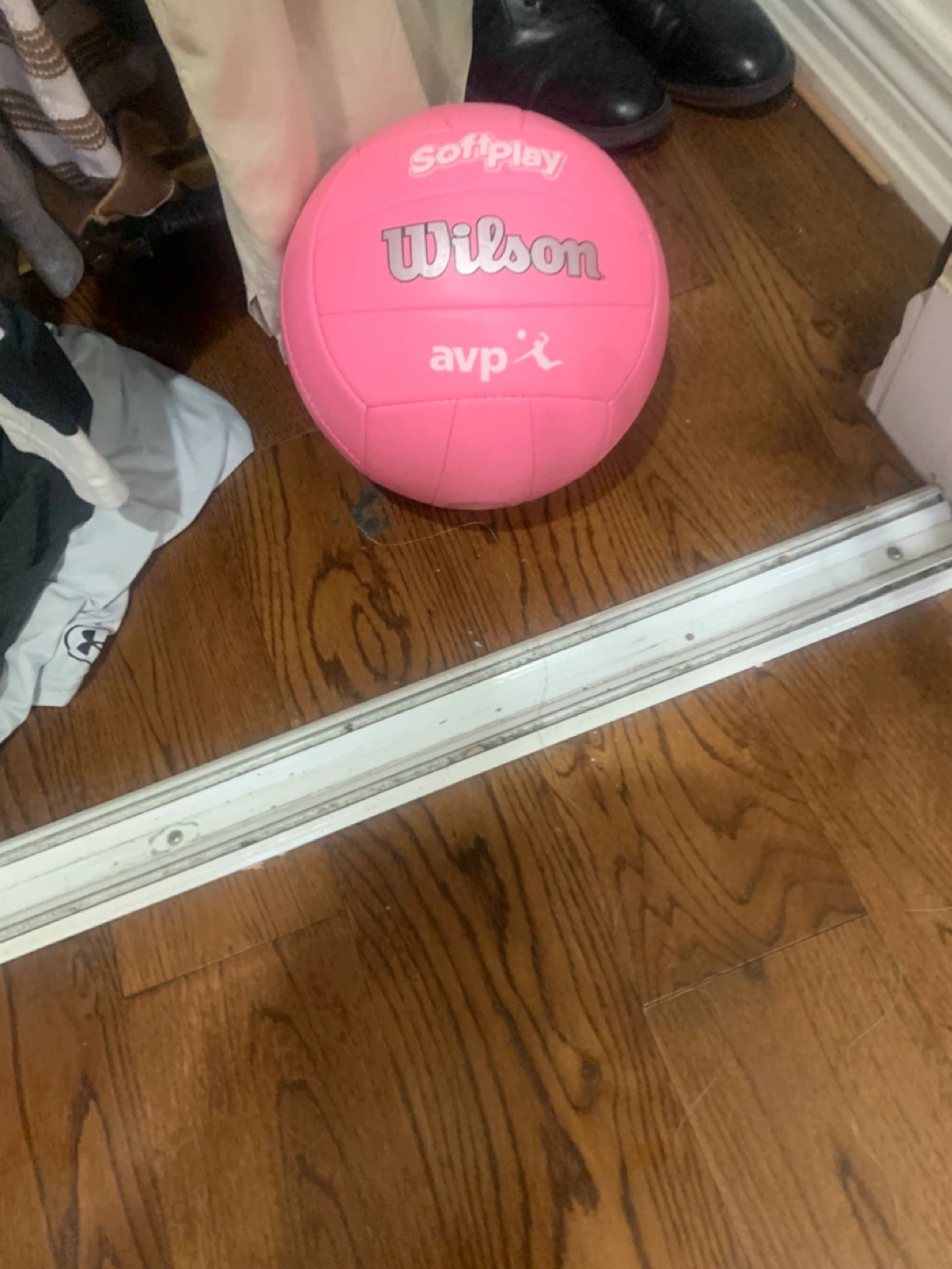 Pink volleyball barely used - photo 2