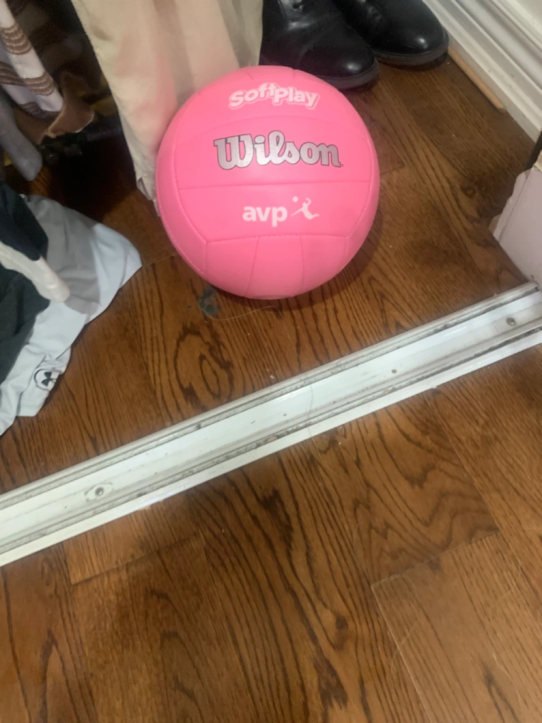Pink volleyball barely used - photo 3