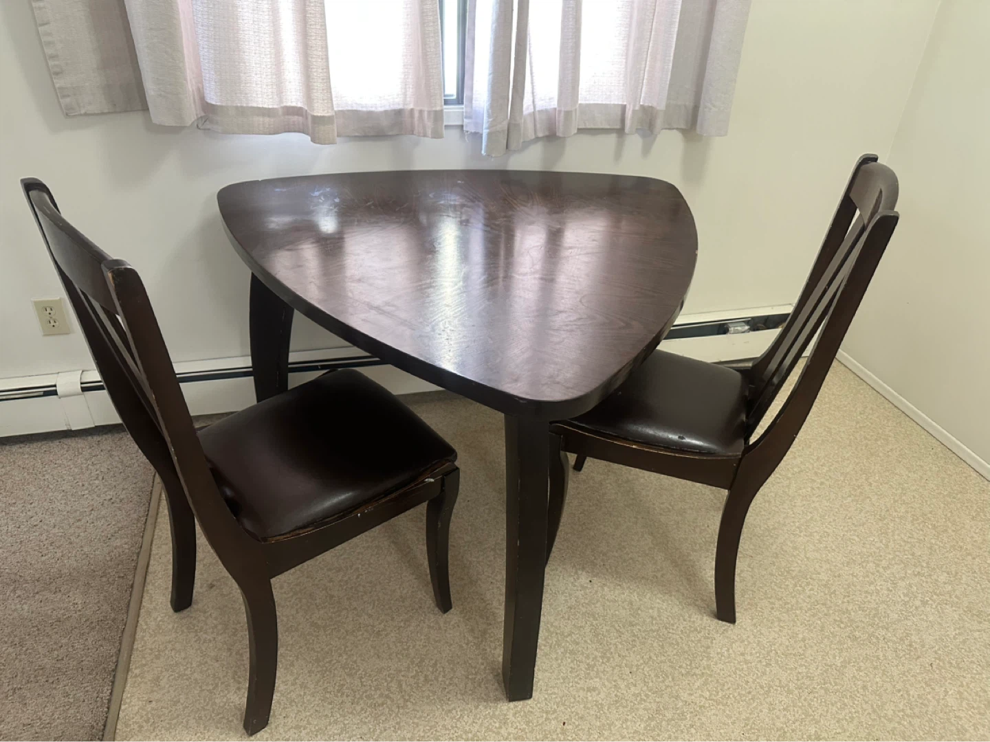 Dining table set