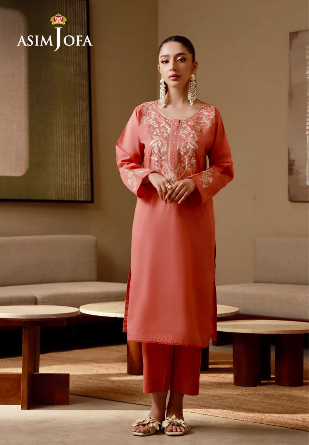Asim Jofa Embroidered Kurti and Pants Set - photo 2