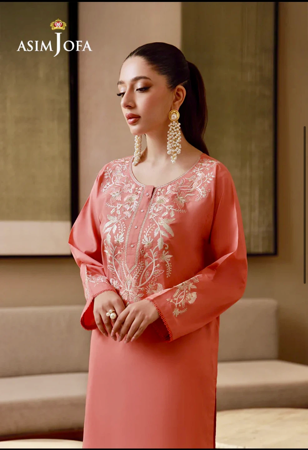 Asim Jofa Embroidered Kurti and Pants Set - photo 4