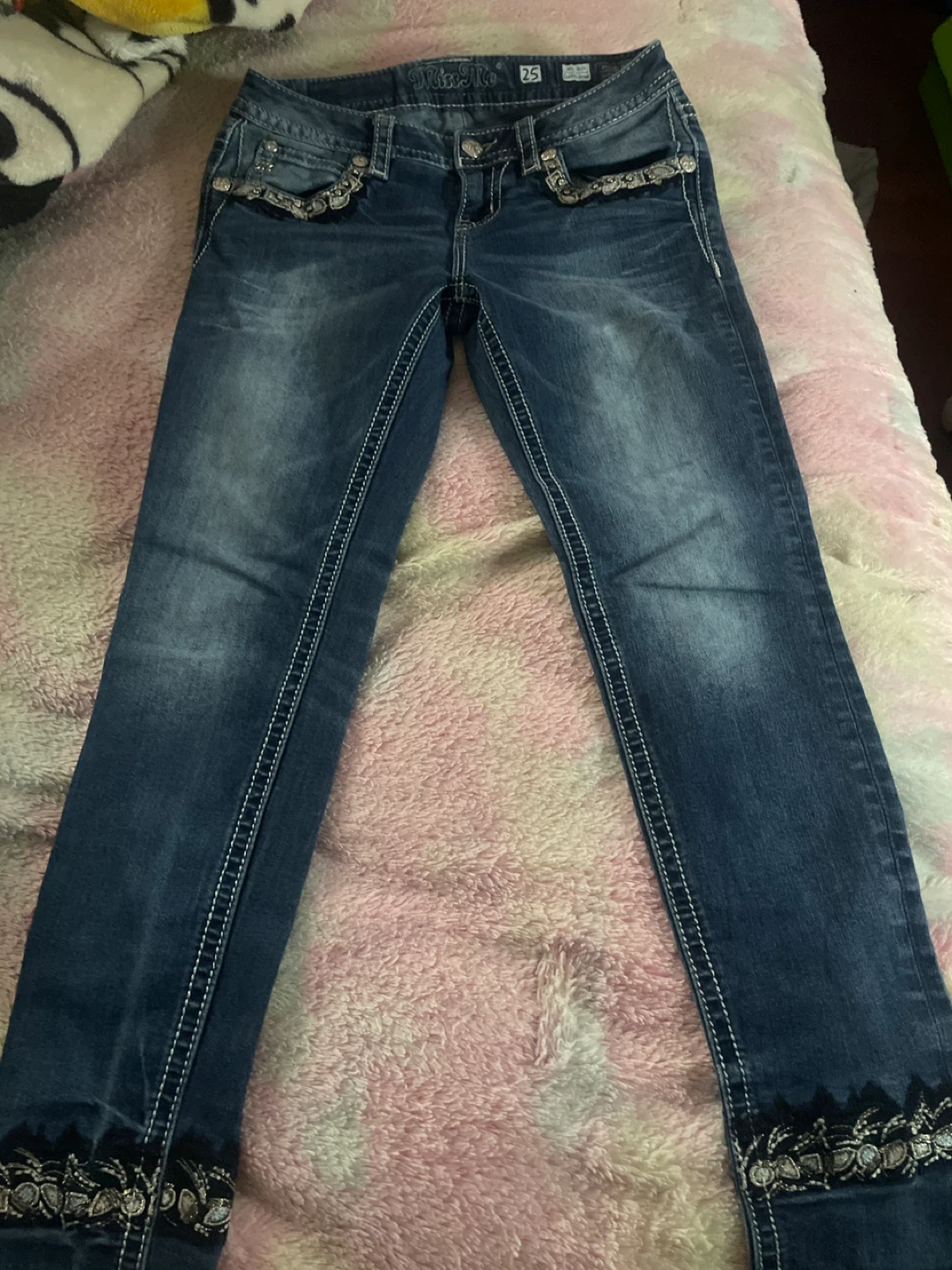 Miss Me Mid-Rise Cuff Skinny Jeans Size 25 - photo 5