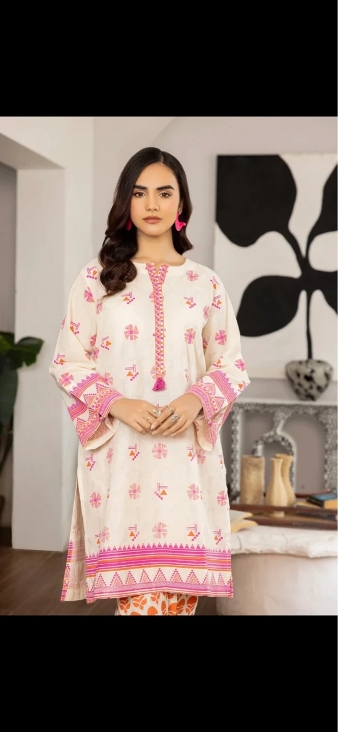 Women's Cream and Pink Printed Kurti and Pants Set - photo 2