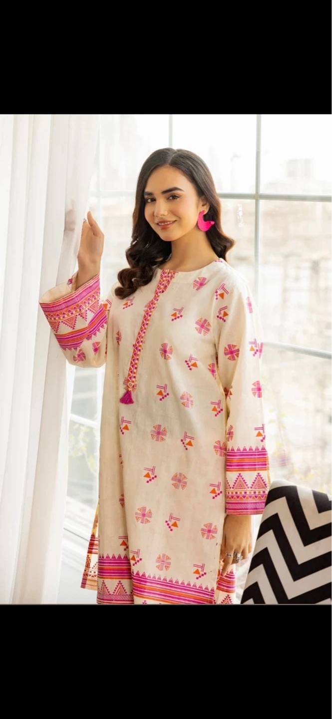 Women's Cream and Pink Printed Kurti and Pants Set - photo 4