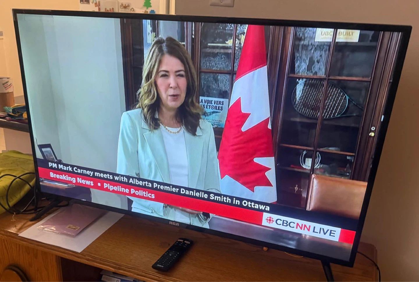 42 inch LED TV - RCA