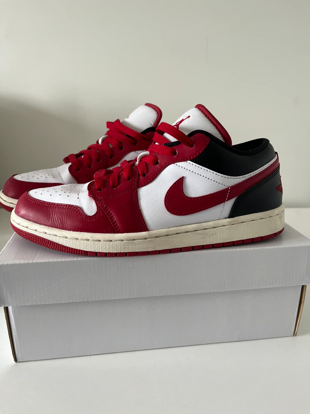 Air Jordan 1 Low SE Sneakers - photo 2
