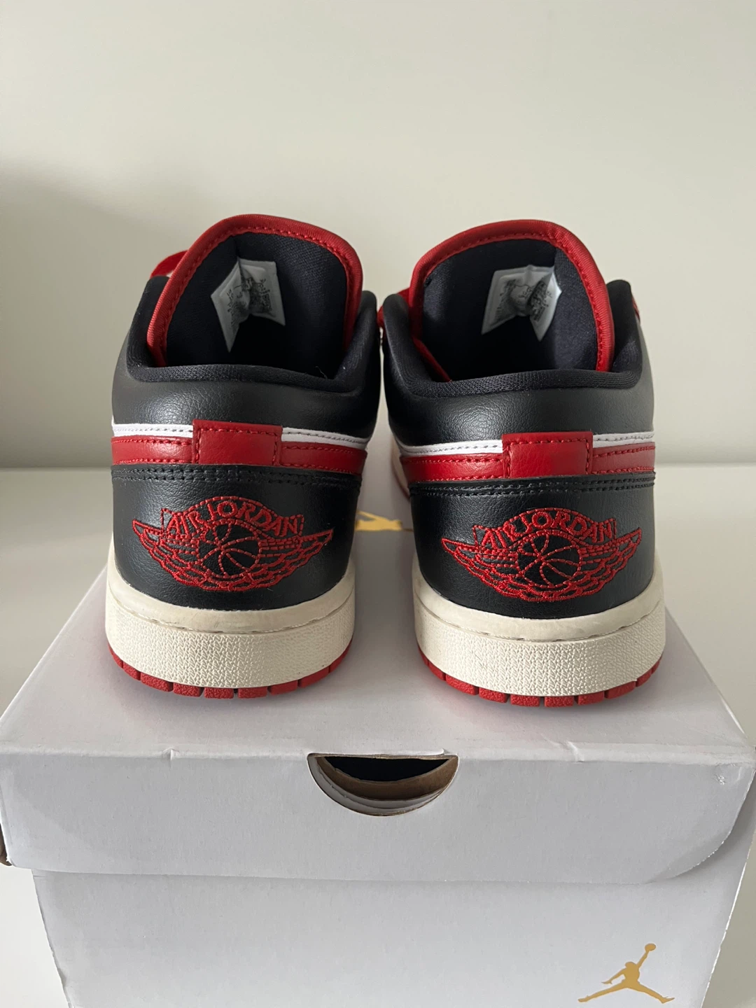 Air Jordan 1 Low SE Sneakers - photo 4