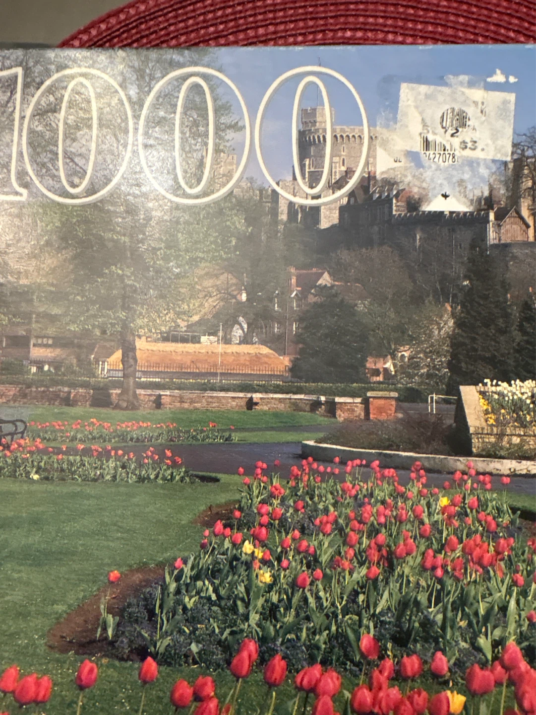 Guild 1000 Piece Jigsaw Puzzle - Castle and Tulips - photo 2