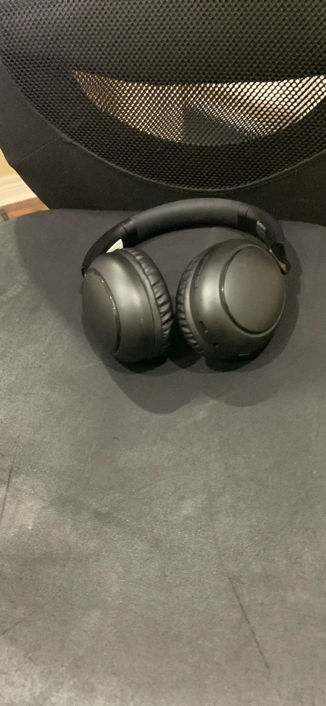 Headphones with back bag deal