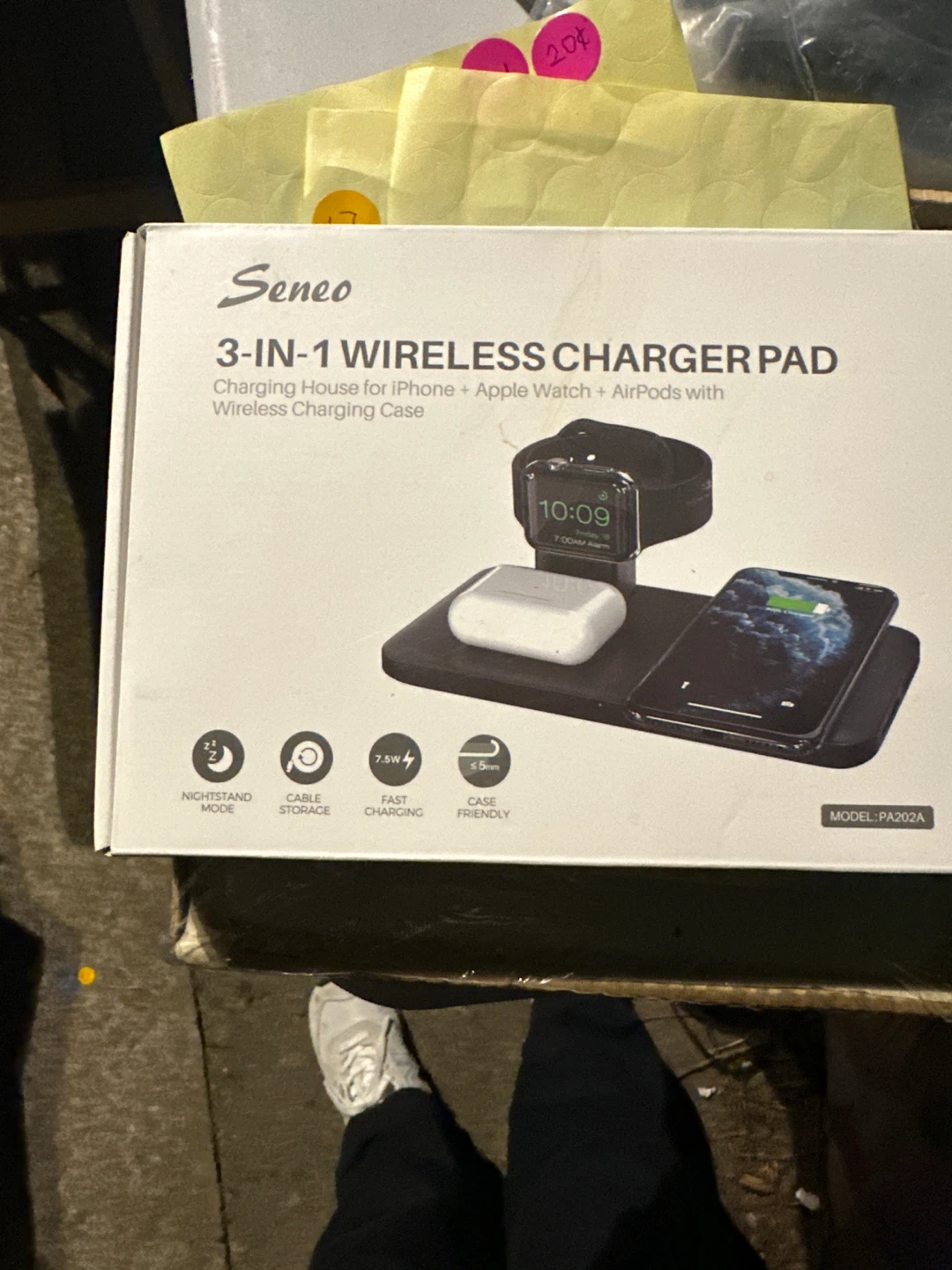 Seneo 3-in-1 Wireless Charger Pad - photo 2