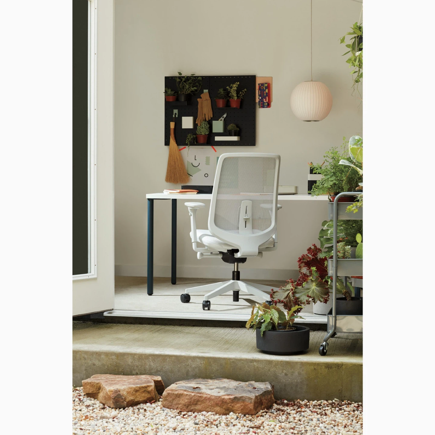 Herman Miller Verus Task Chair - photo 2