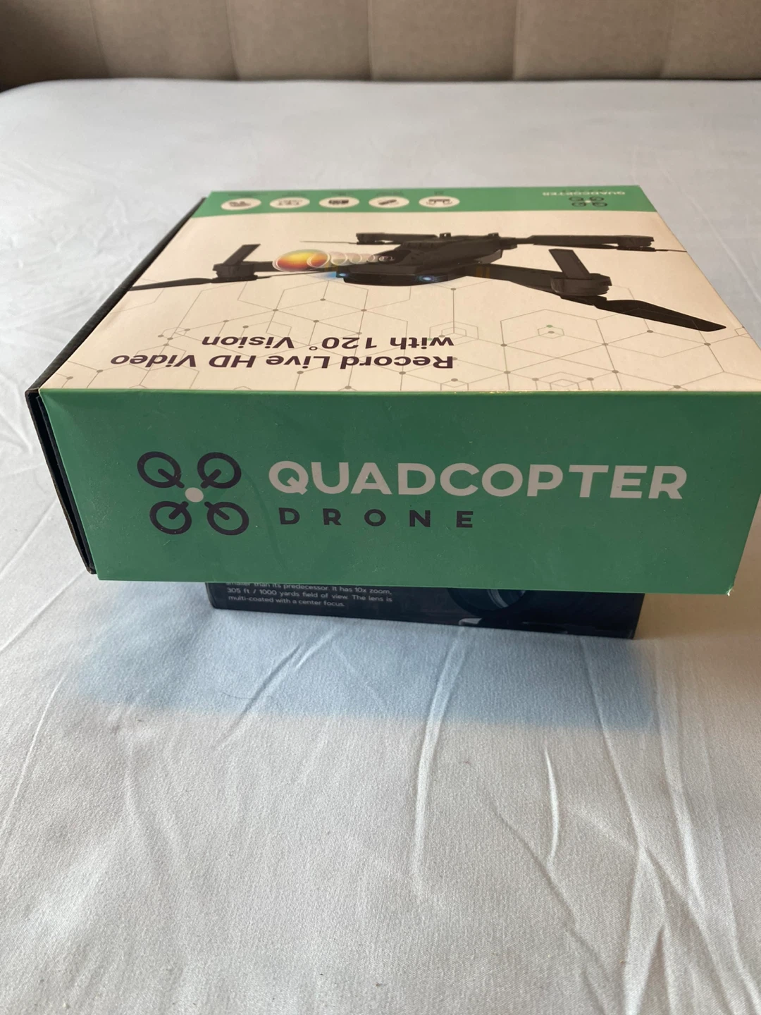 Quadcopter Drone with Live HD Video and 120° Vision - photo 2