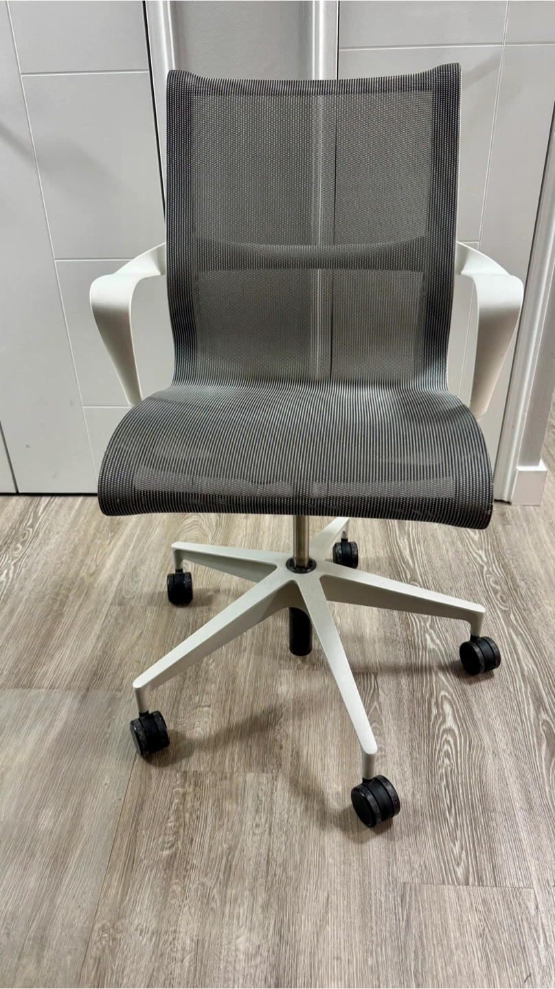 Herman Miller Setu Chair - photo 4