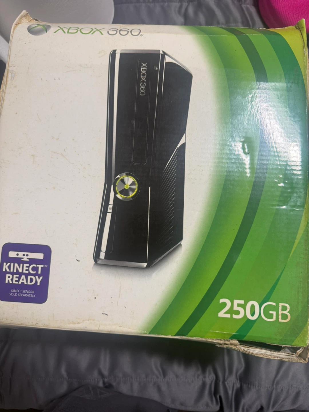 Xbox 360 250GB Console with Controllers