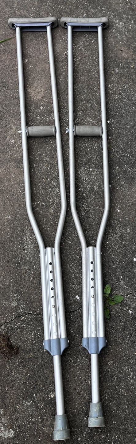 Adjustable Aluminum Crutches - photo 2