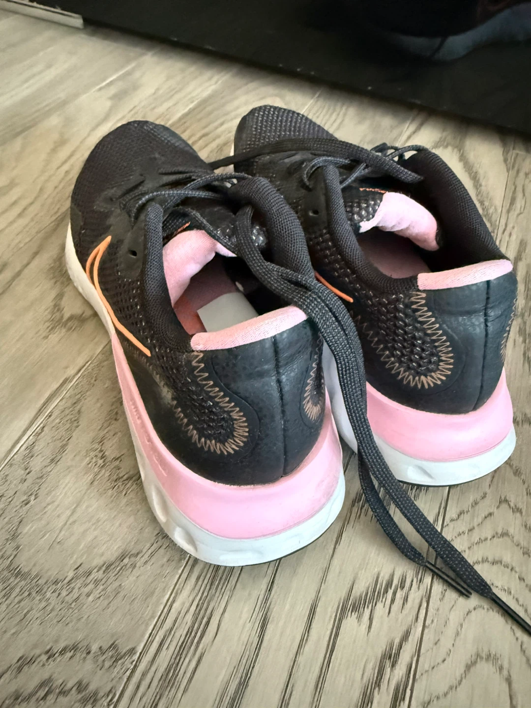 Nike Renew Run Women's Running Shoes - photo 3
