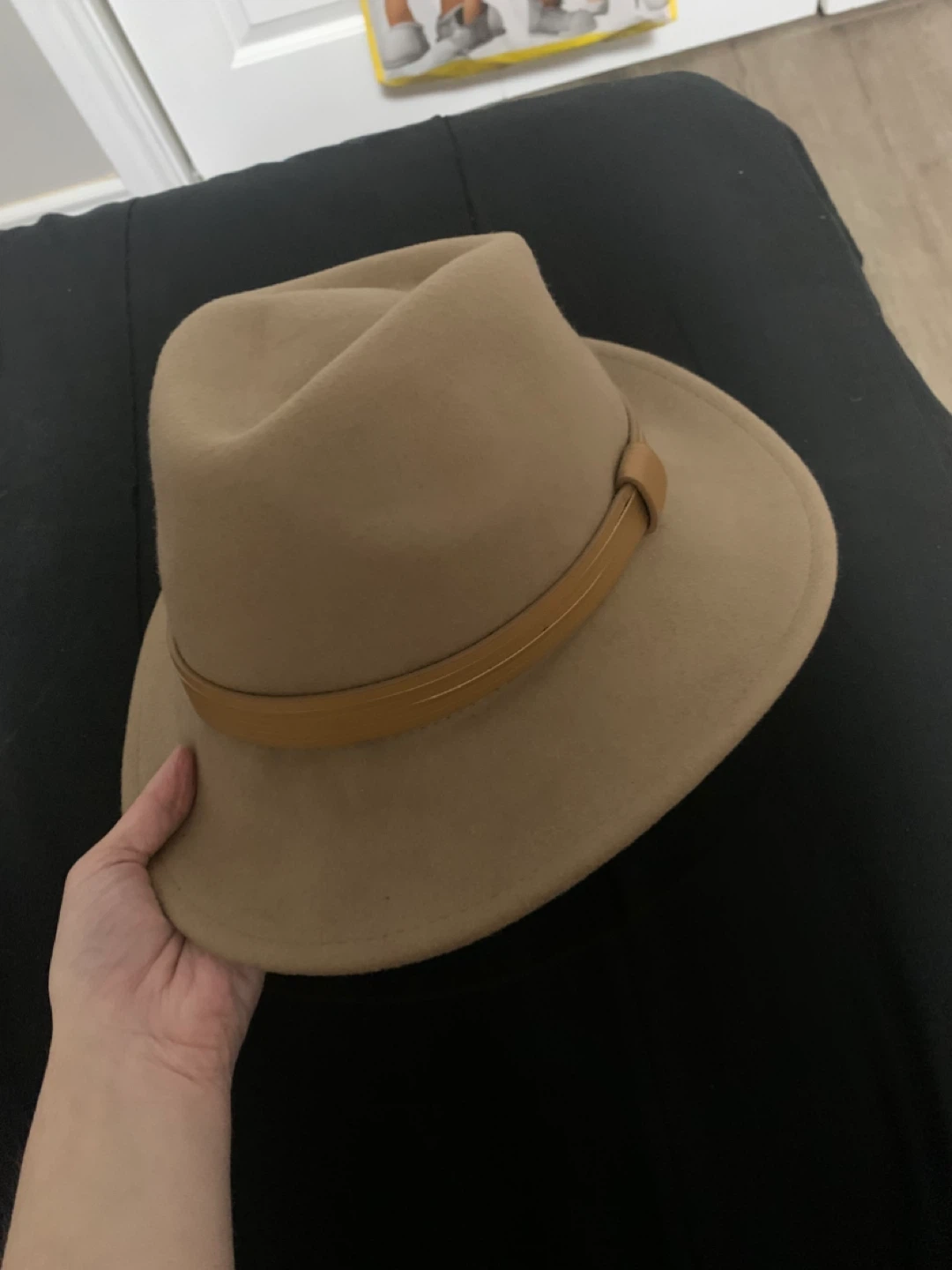 $10 Zara hat