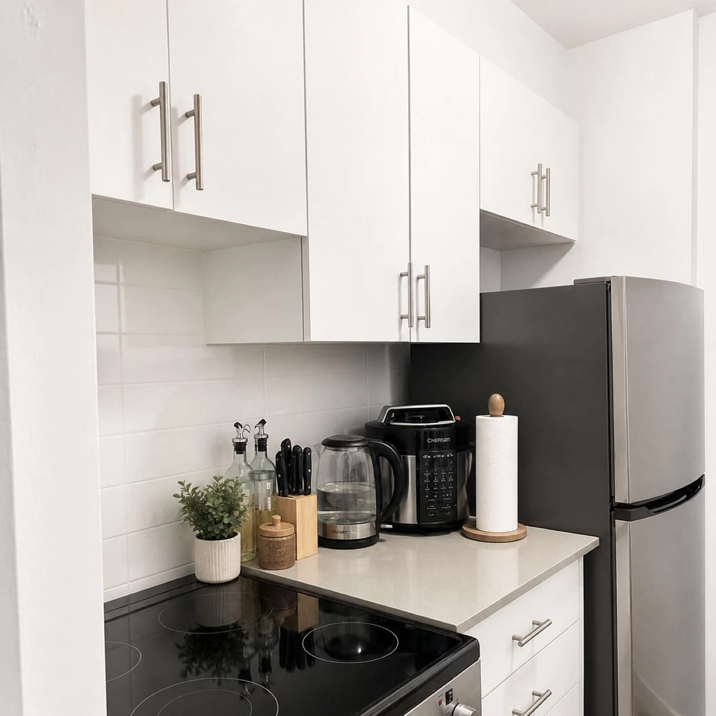 Lease takeover - 1 Bed 1 Bath - Apartment - photo 4