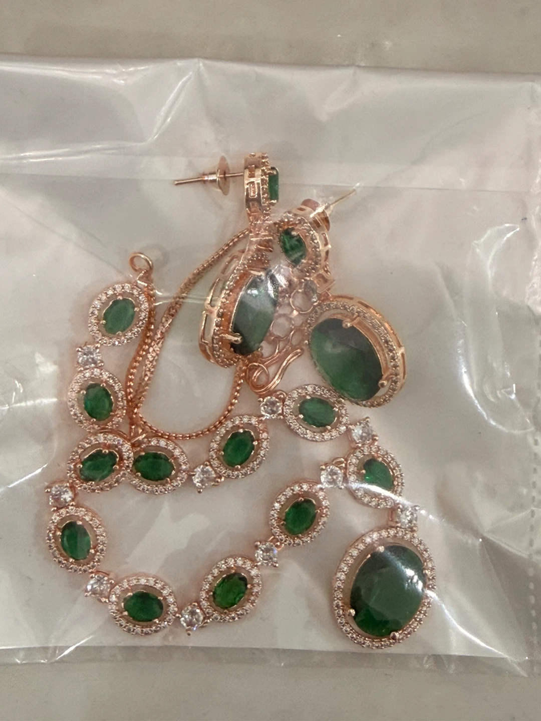 Emerald green american diamond set - photo 3