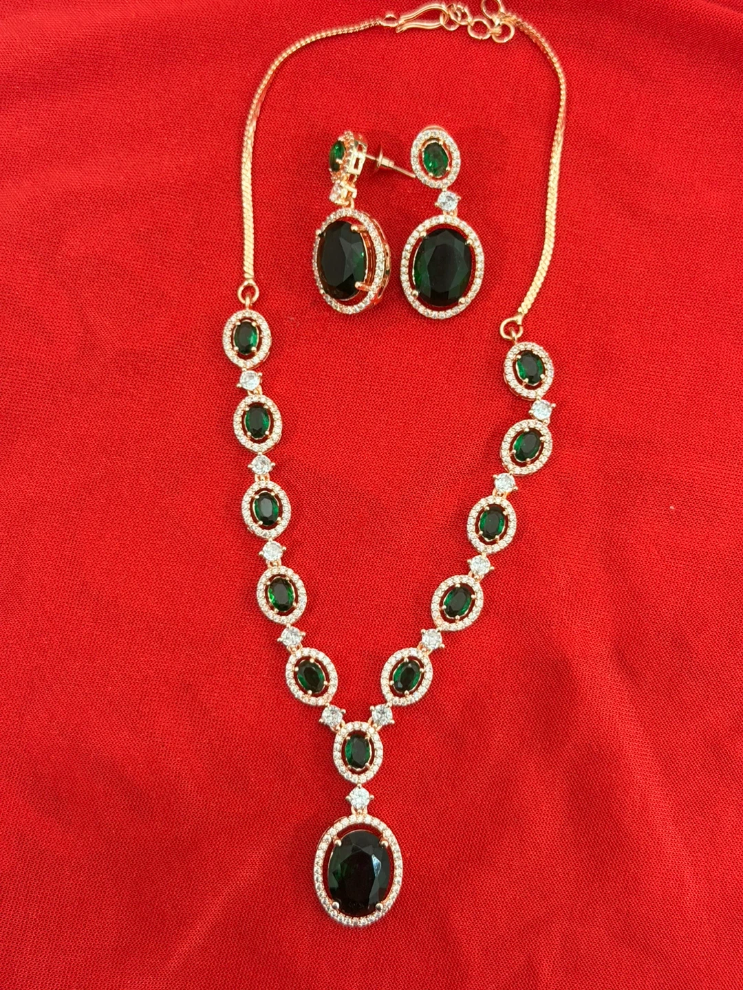 Emerald green american diamond set - photo 2