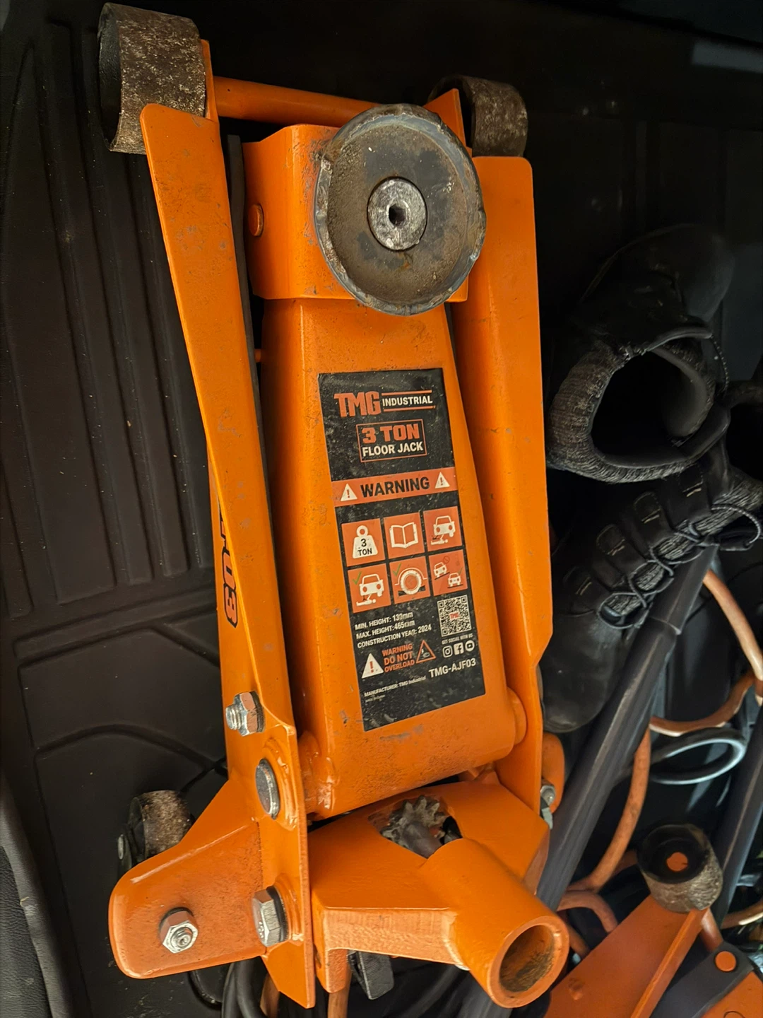 TMG Industrial 3 Ton Floor Jack - photo 2