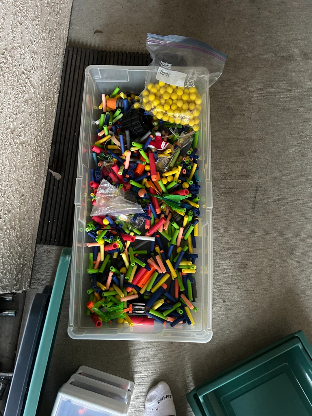 Nerf Guns and Darts Bundle - photo 2
