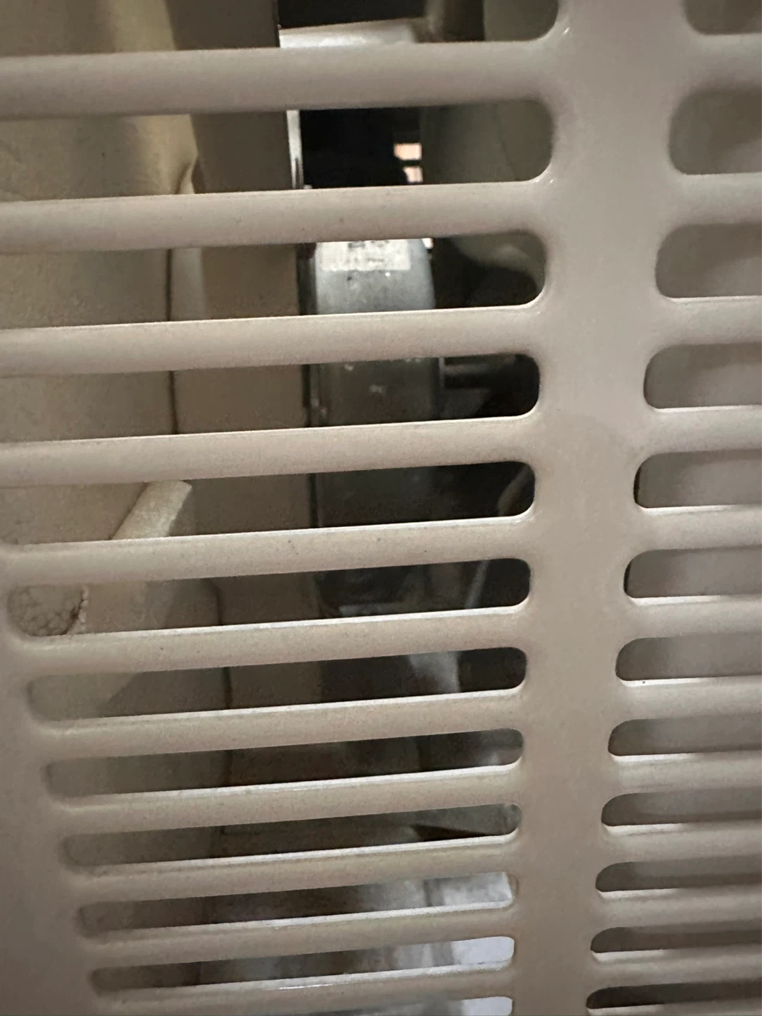 Gree Window Air Conditioner - photo 5