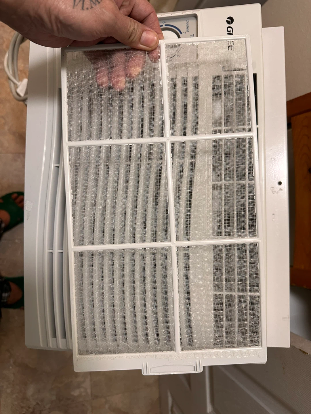 Gree Window Air Conditioner - photo 3