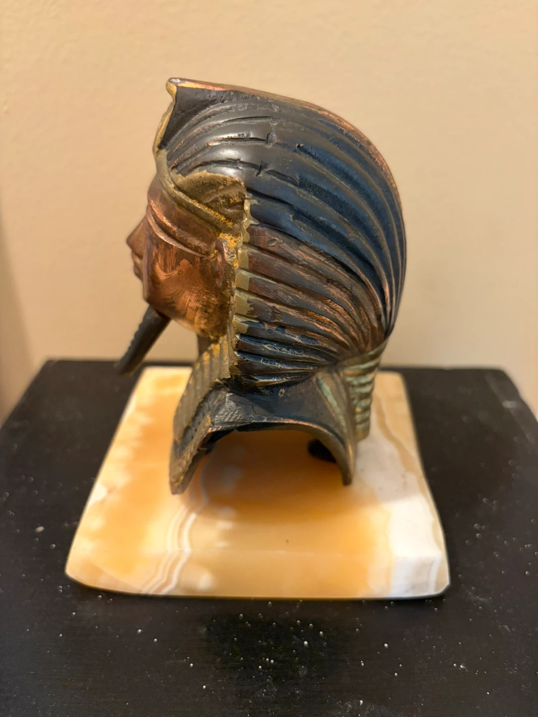 Bust of Tutankhamun on Onyx Base - photo 2