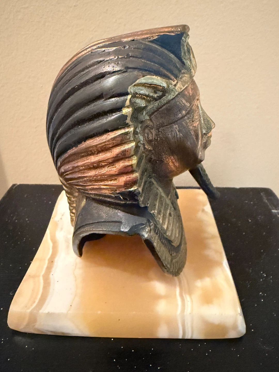 Bust of Tutankhamun on Onyx Base - photo 4
