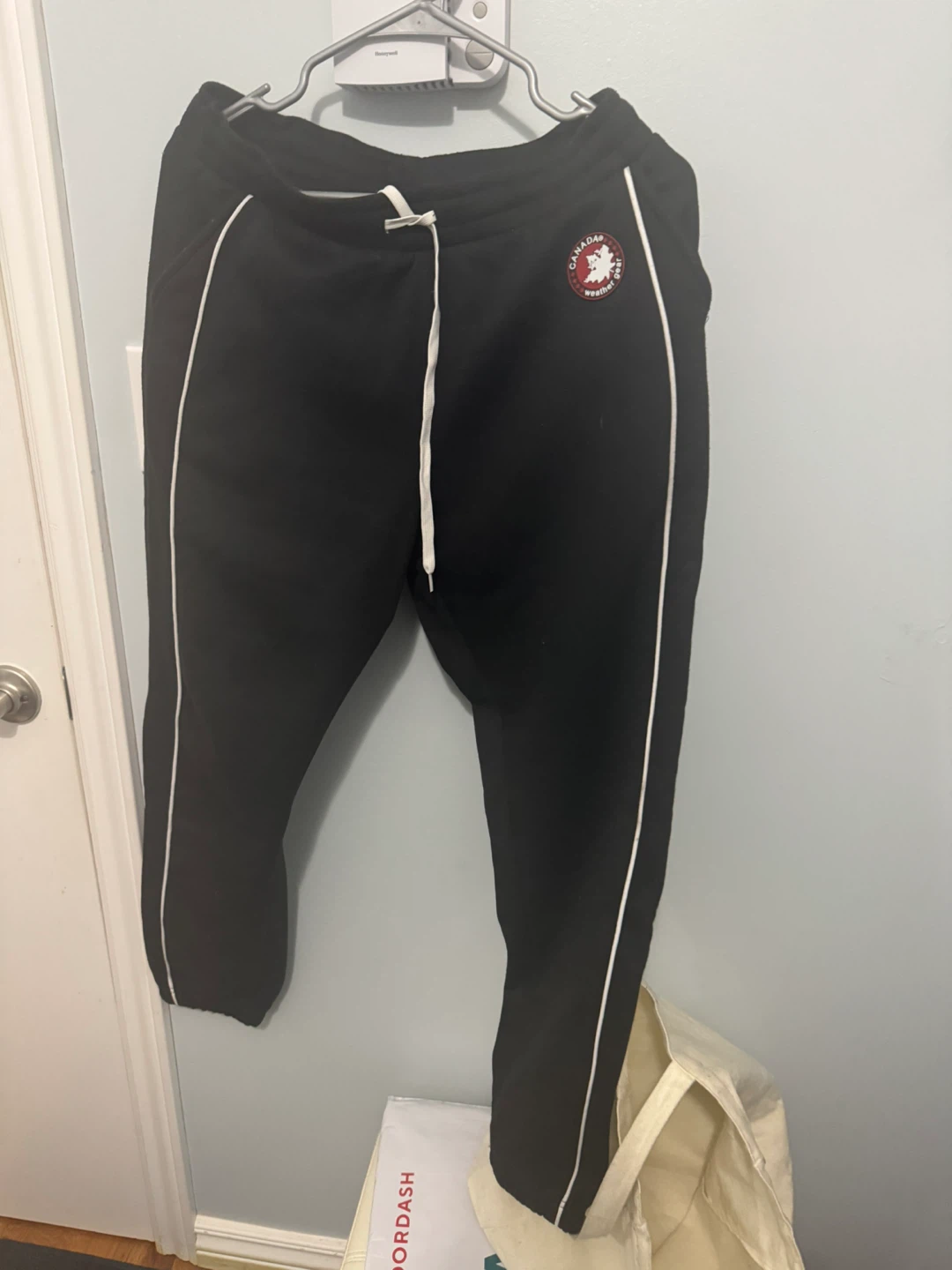 Canada Weather Gear Sweatpants Black M/M