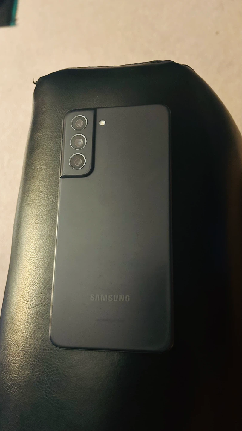 Samsung Galaxy S21 FE 5G Smartphone