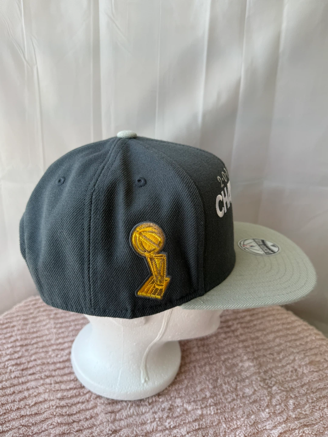 Adidas NBA 2012 Champions Miami Heat Snapback Hat - photo 4