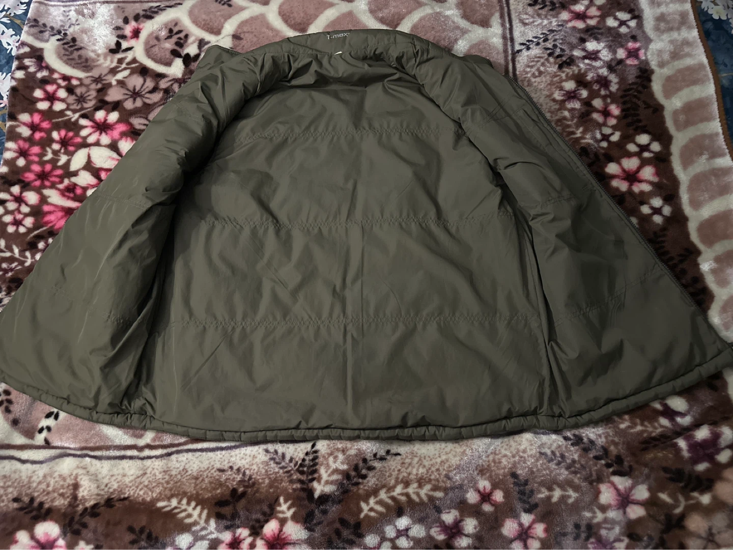 Wind River Puffer Vest - photo 3