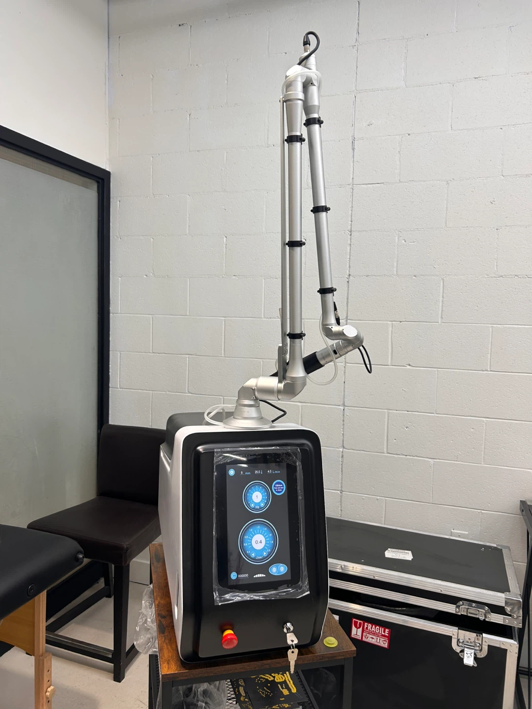 Laser Tattoo Removal Machine - photo 2