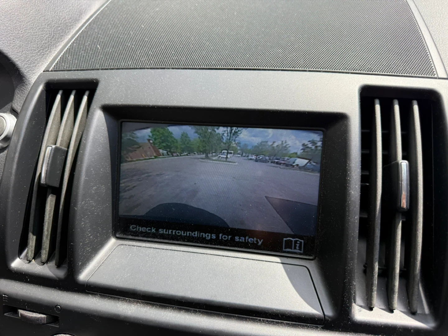 2014 Land Rover LR2 HSE - photo 2