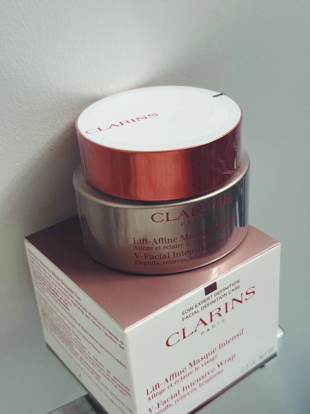 Clarins V-Facial Instant Depuffing Face Mask – NEW, Sealed - photo 3